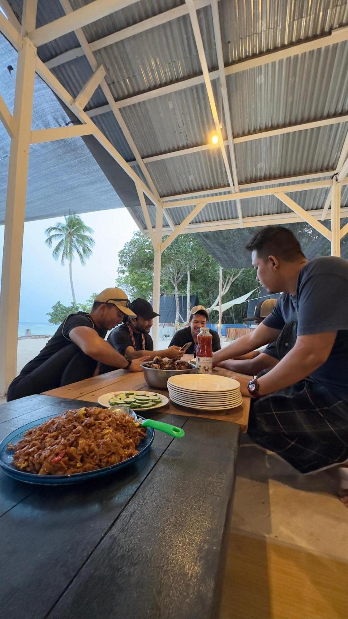Juita Glamping Perhentian Island Otel Kampung Kuala Besut Dış mekan fotoğraf
